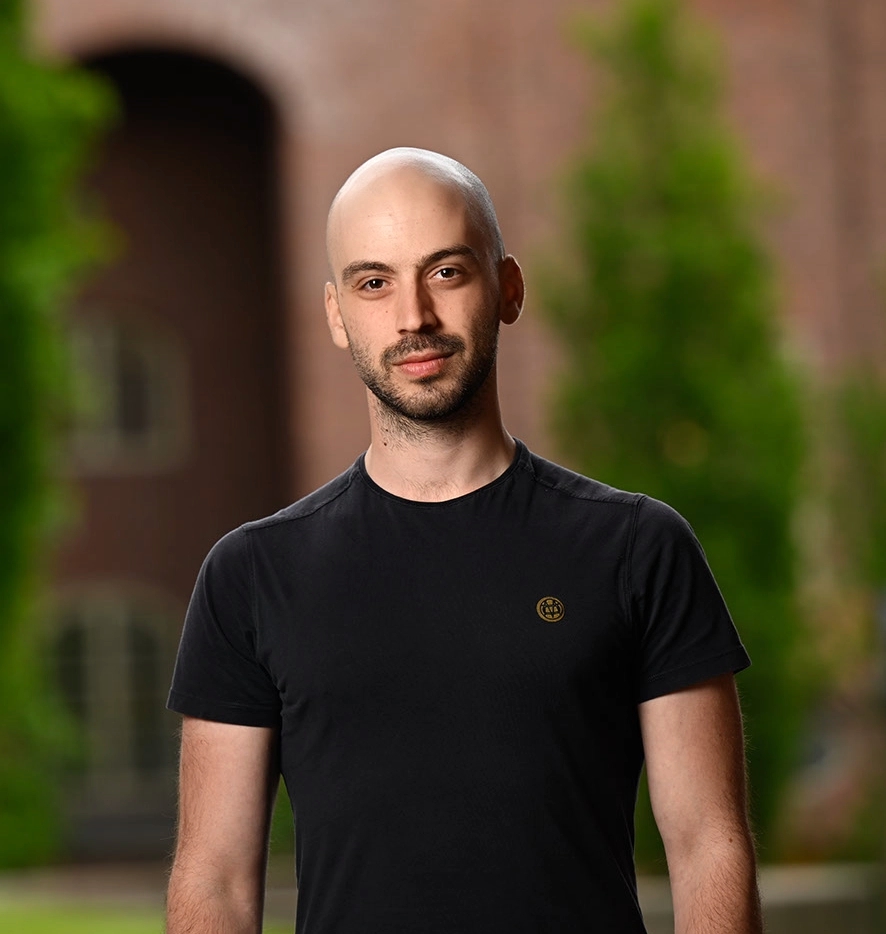 prof_pic.jpg